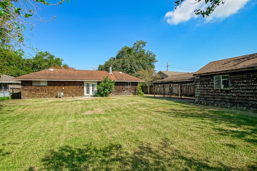 7960 EDGELAKE Court
