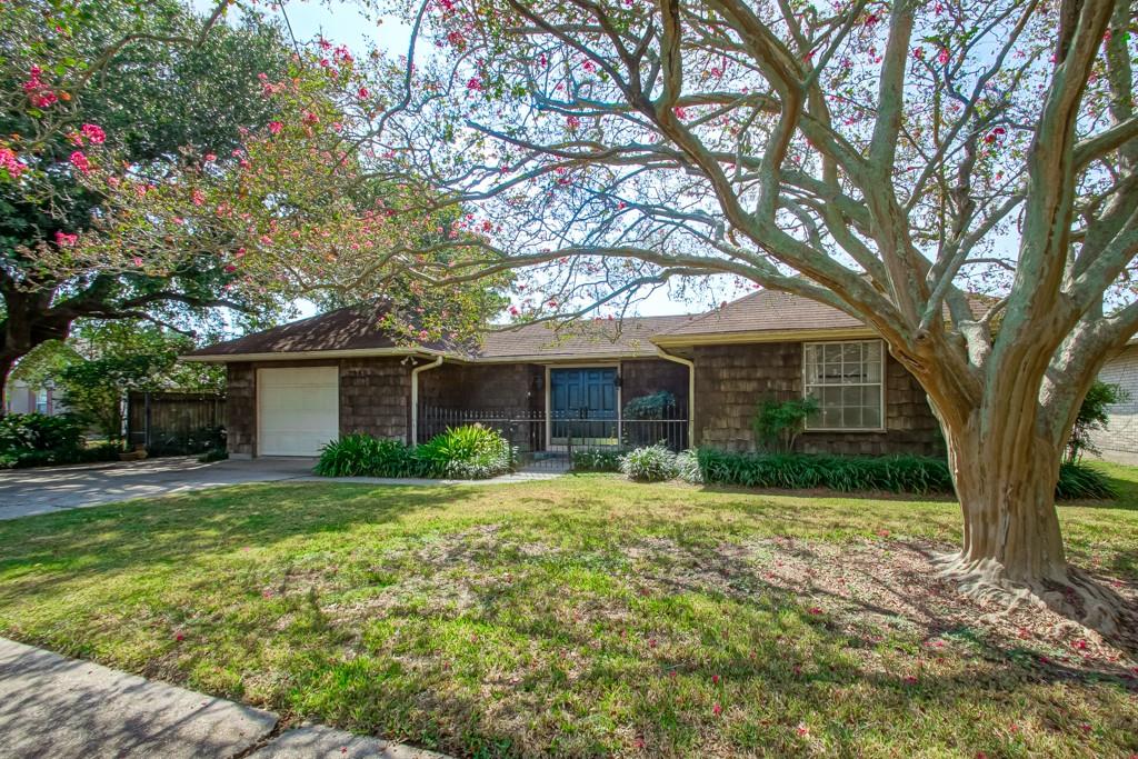 7960 EDGELAKE Court