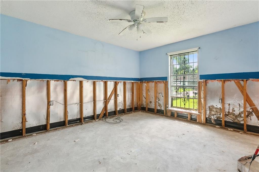 3008 YORKTOWNE Drive