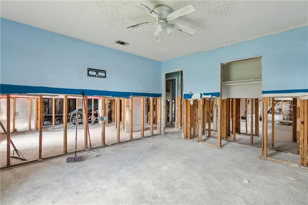 3008 YORKTOWNE Drive
