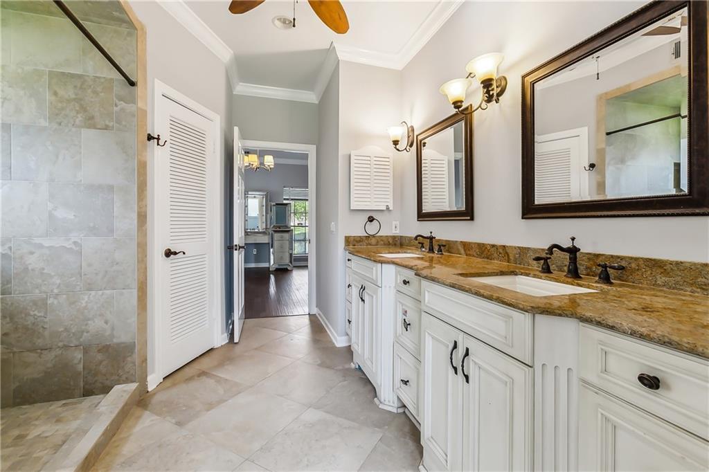 3767 RED OAK Court
