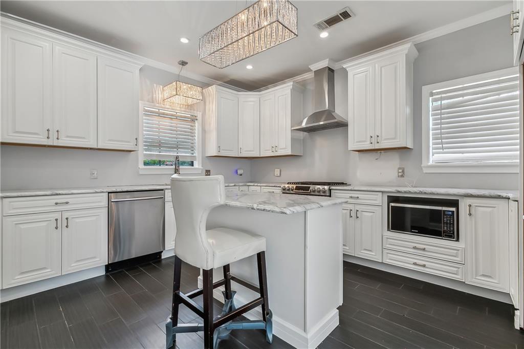 3767 RED OAK Court