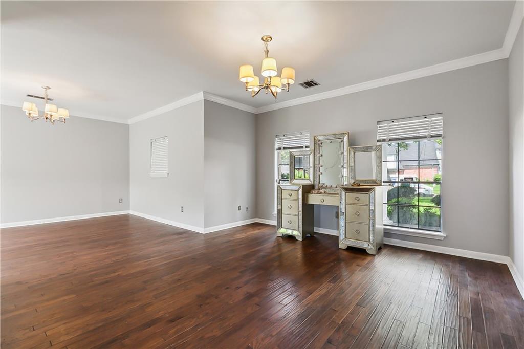 3767 RED OAK Court