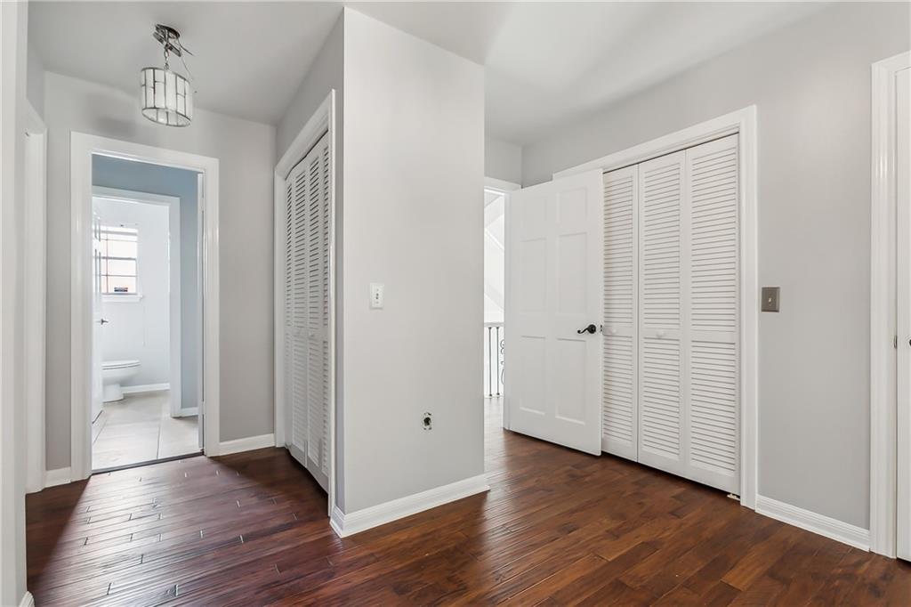 3767 RED OAK Court