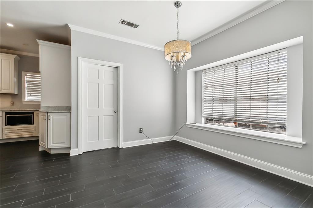 3767 RED OAK Court