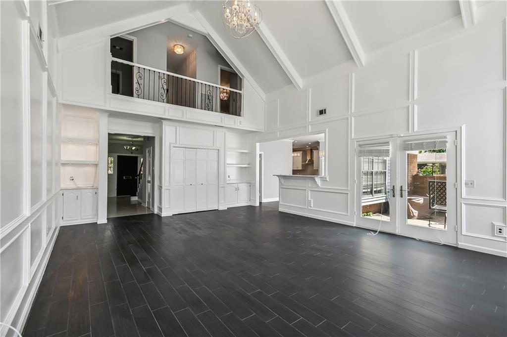 3767 RED OAK Court