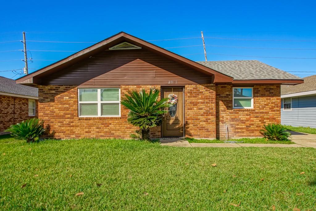 2801 YORKTOWNE Drive