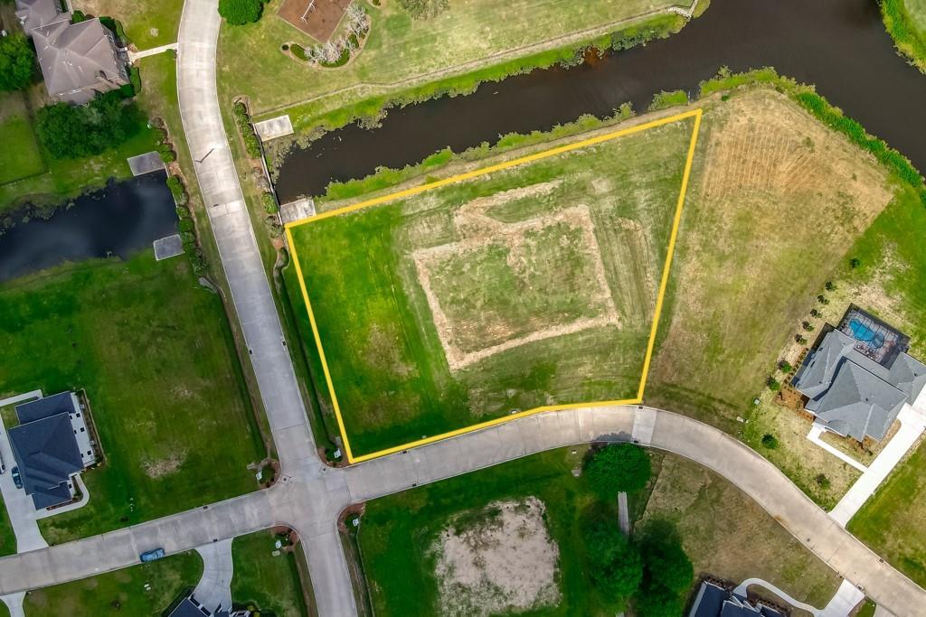 1 EAGLE POINT Lane