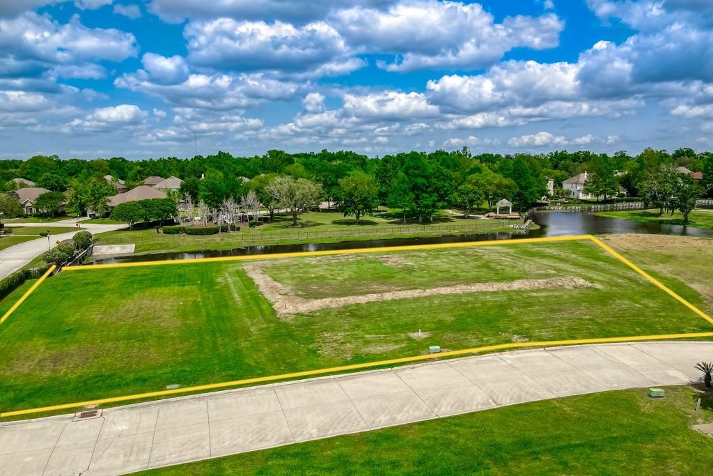 1 EAGLE POINT Lane