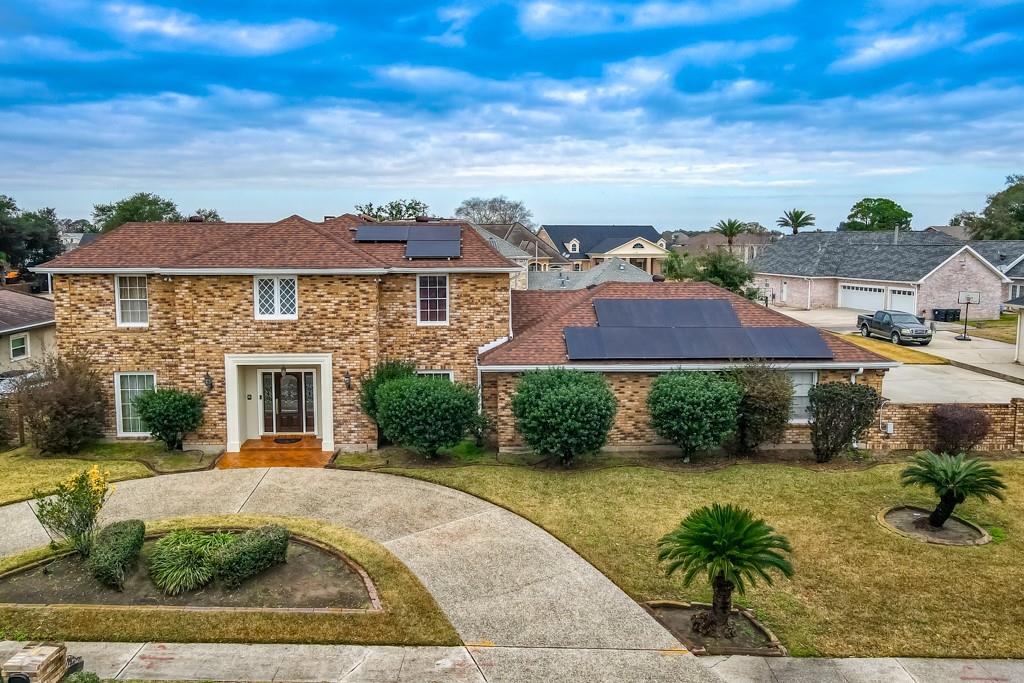 11111 LAKE FOREST Boulevard