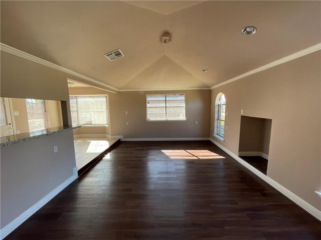 2812 CONCORDIA Drive