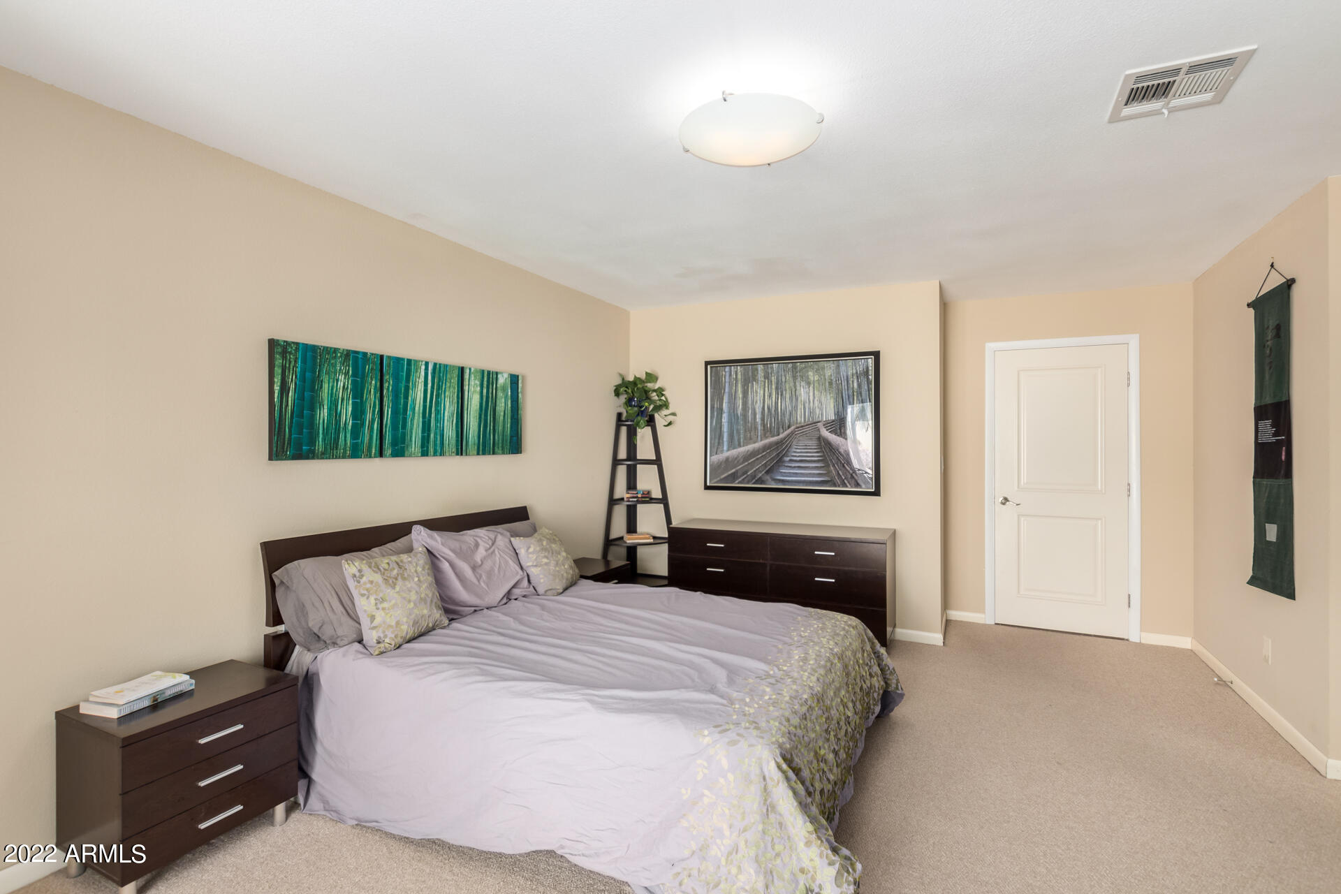2248 E CHRISTY Drive