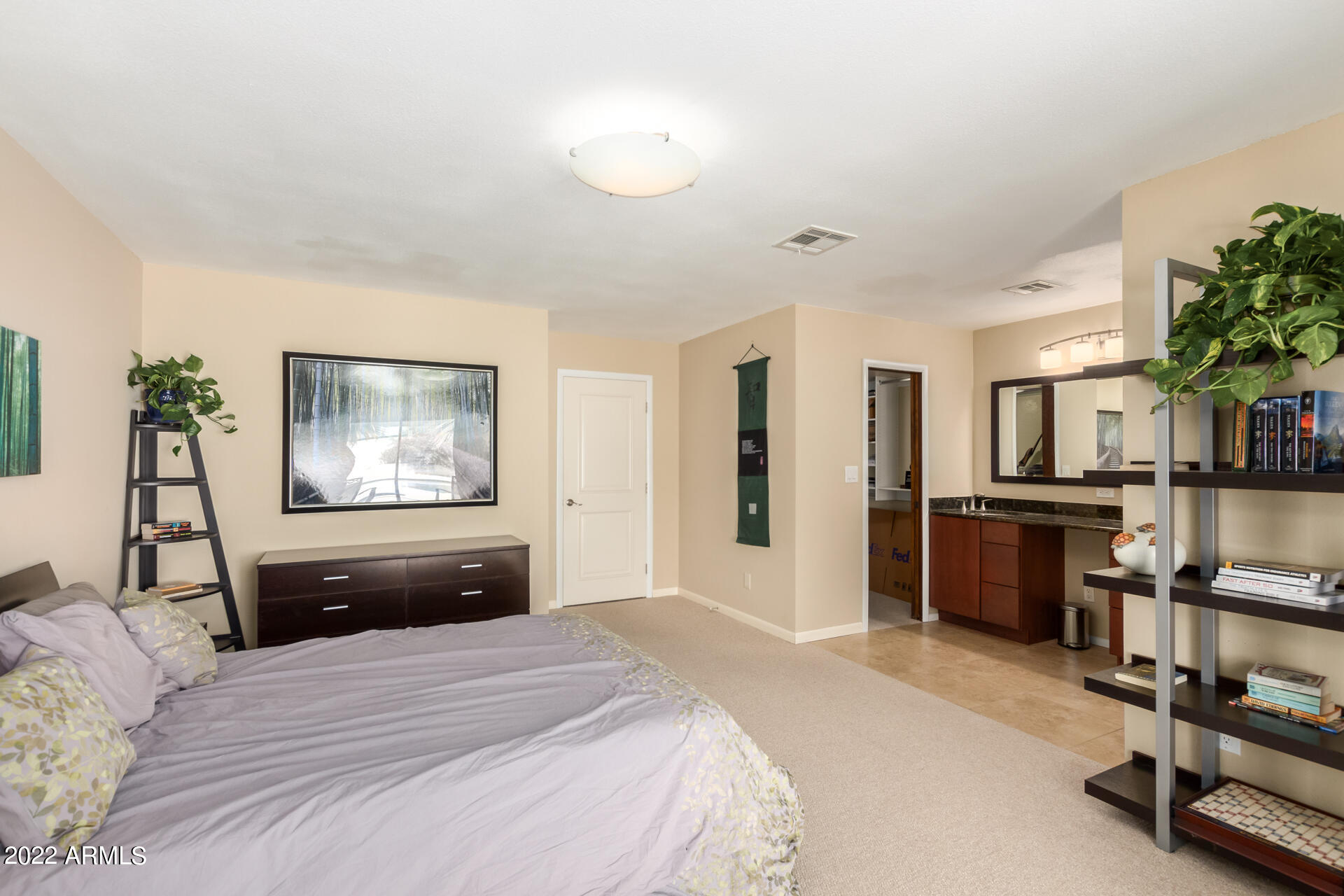 2248 E CHRISTY Drive