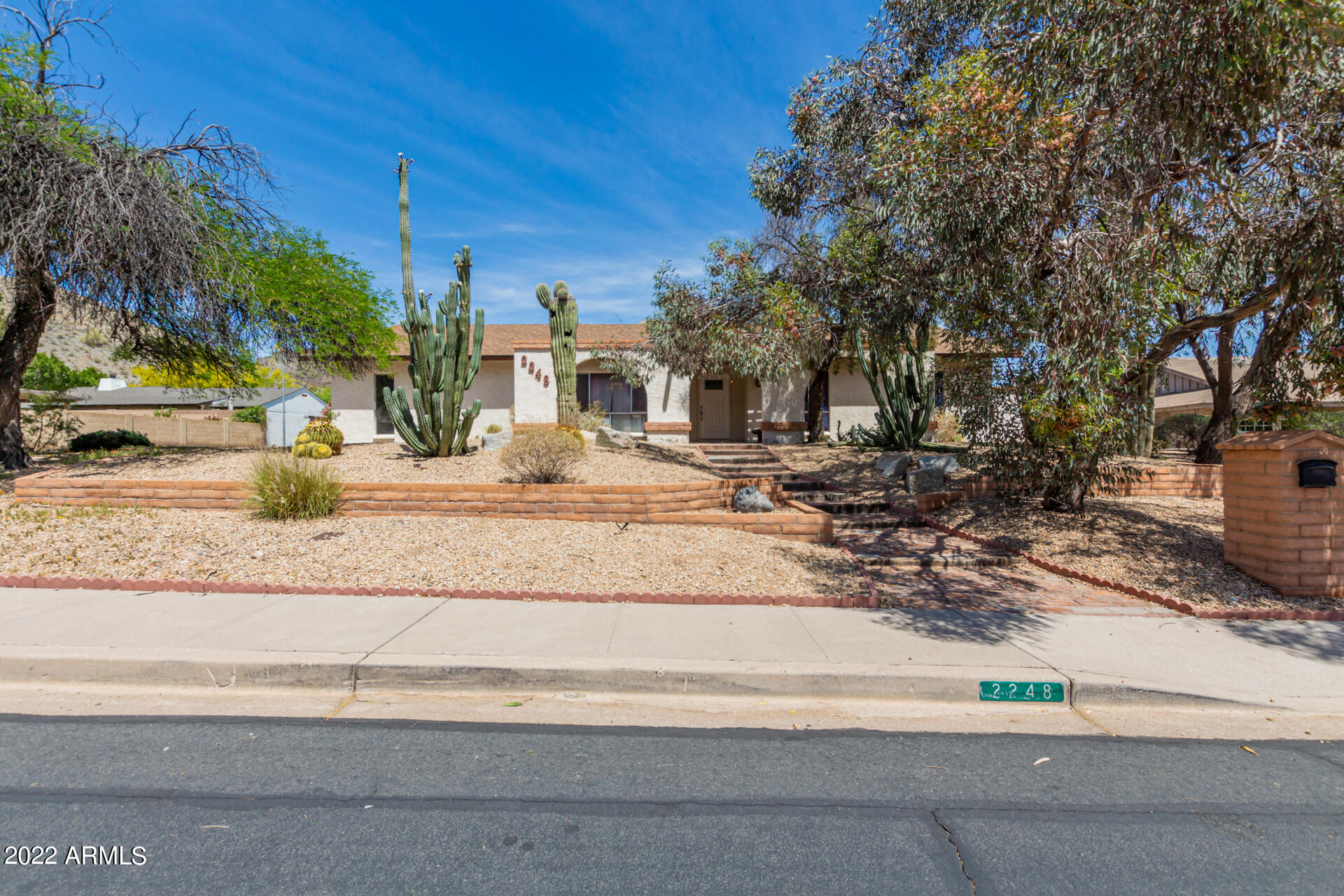 2248 E CHRISTY Drive