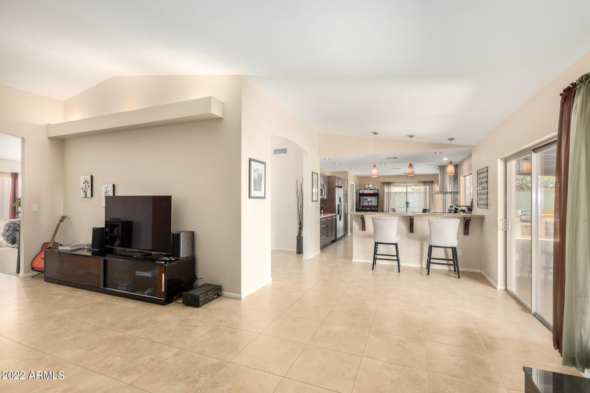 2248 E CHRISTY Drive