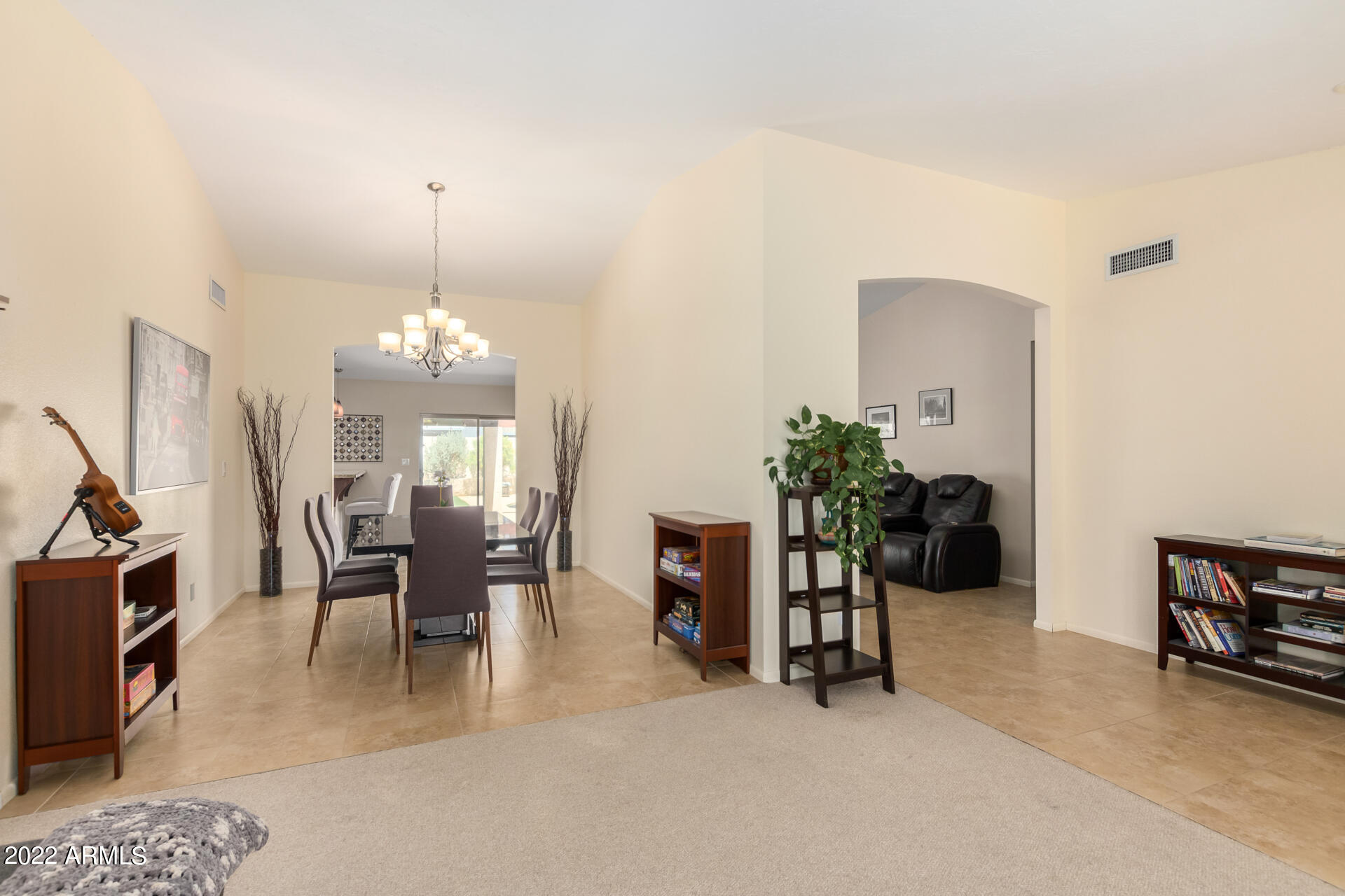 2248 E CHRISTY Drive