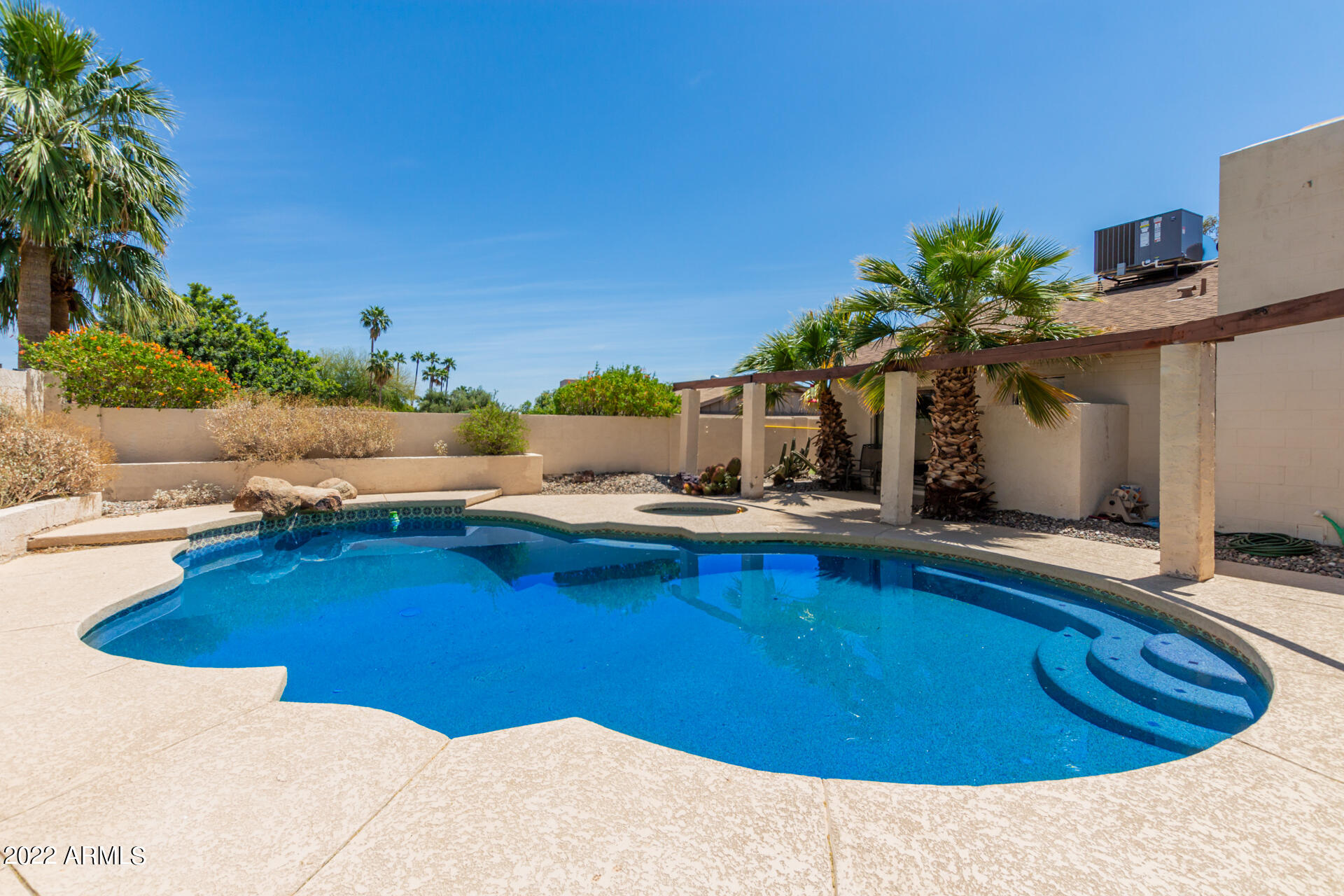 2248 E CHRISTY Drive