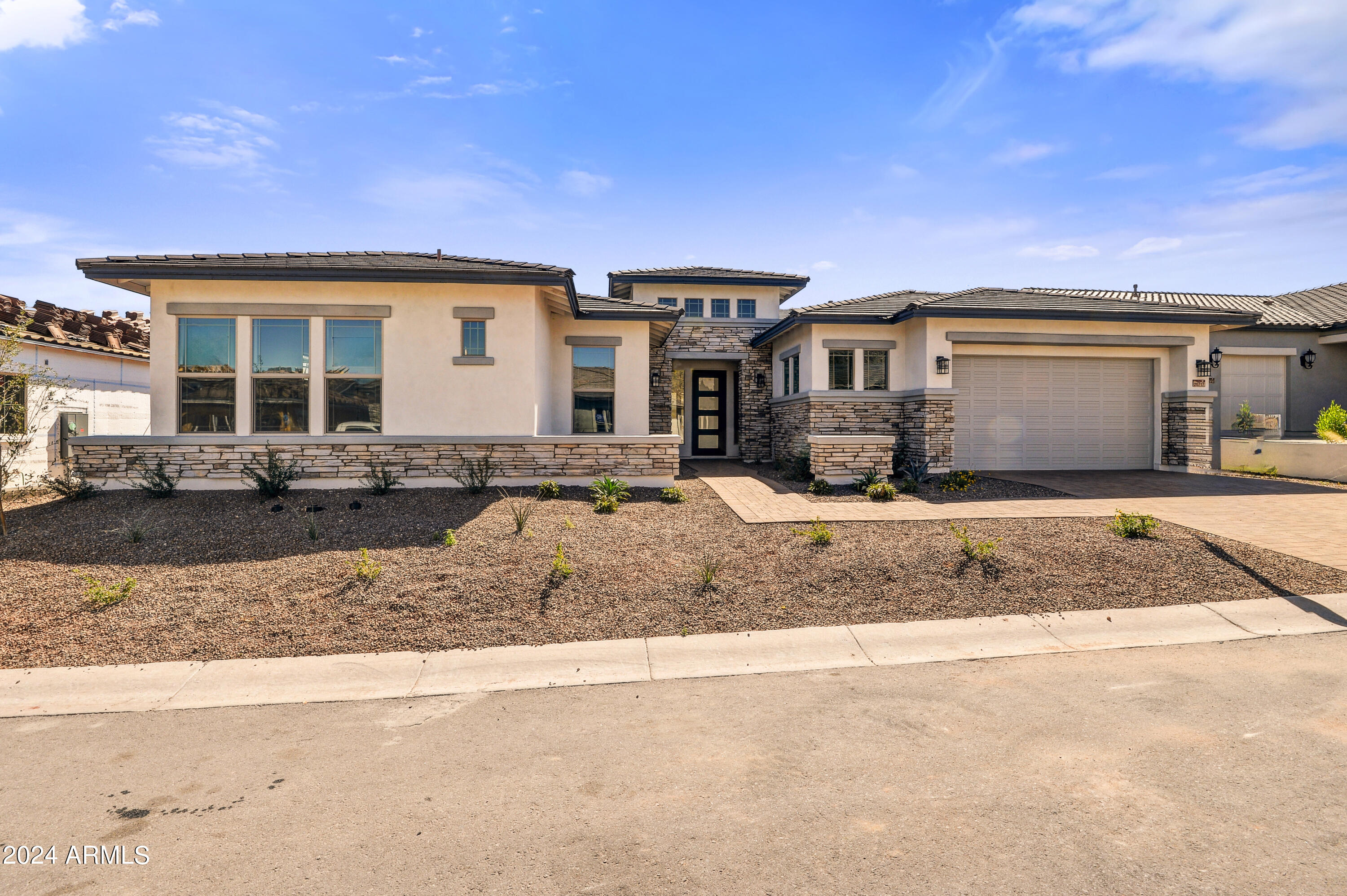 20717 W RATTLER Road