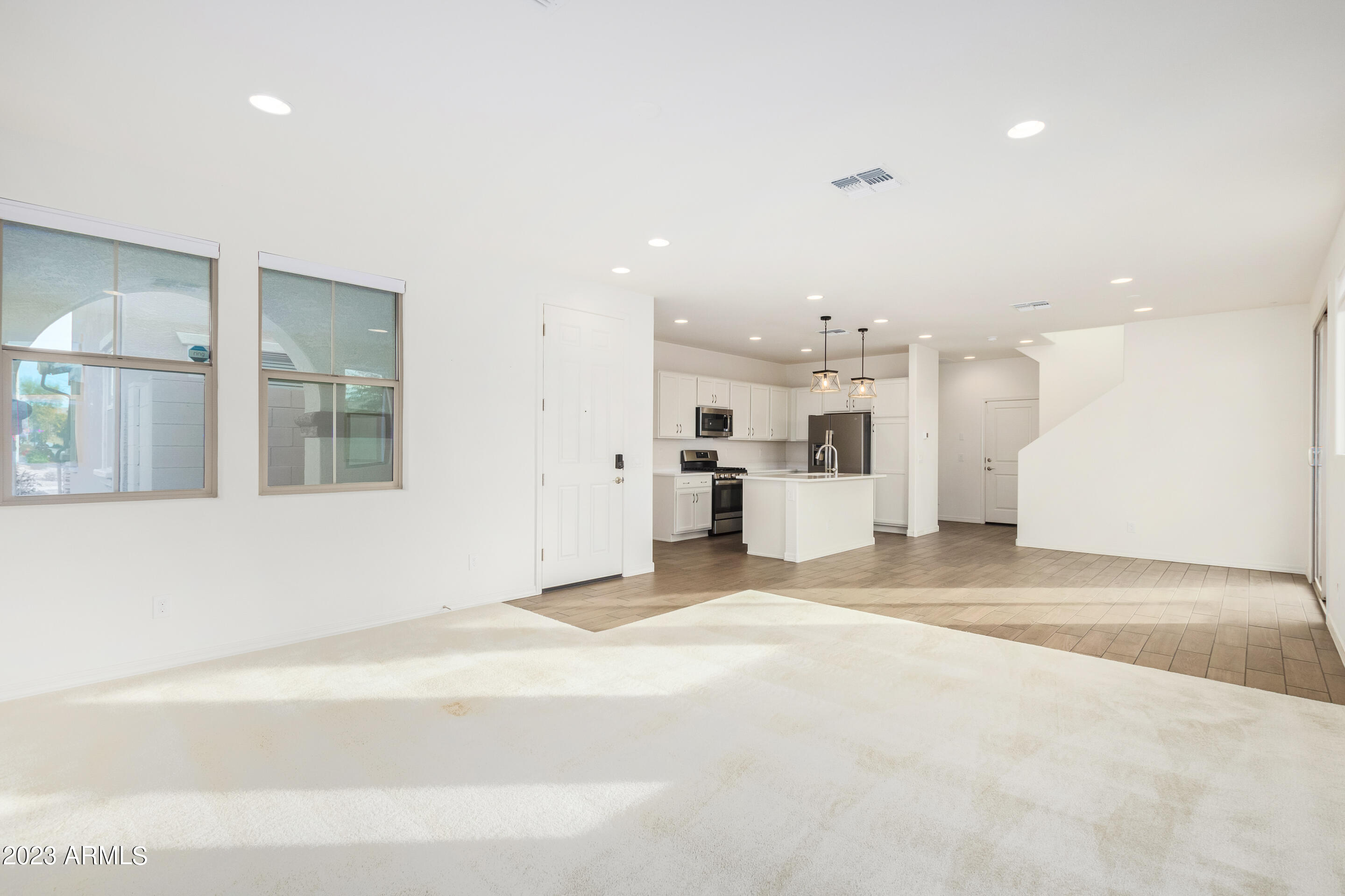 1720 S 82ND Place