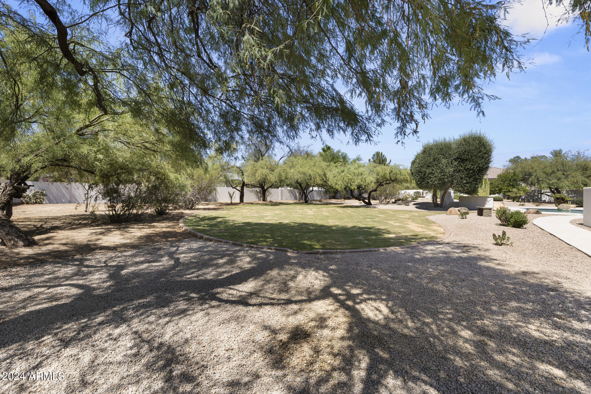 8518 E WOOD Drive