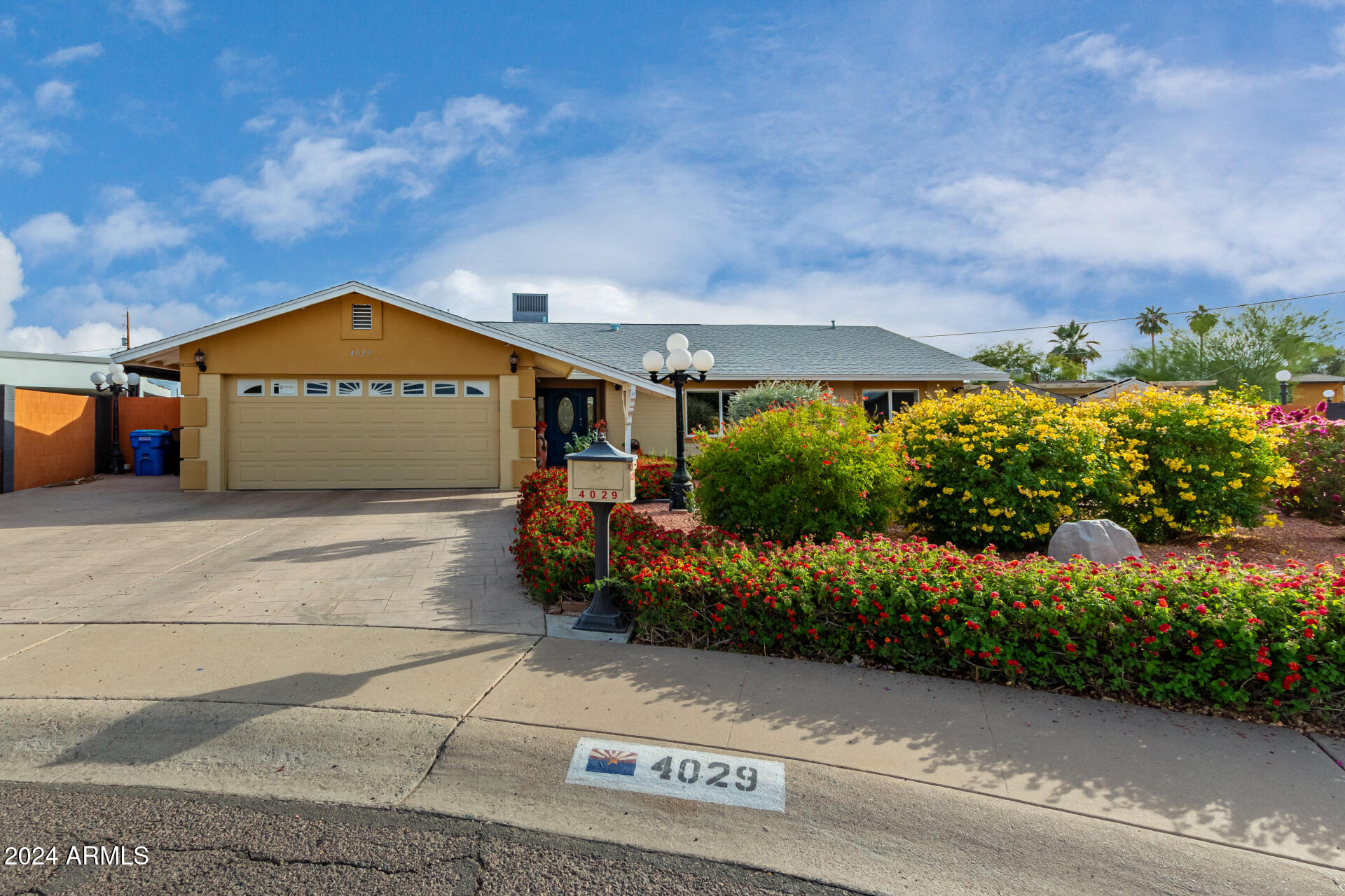 4029 W LUKE Avenue