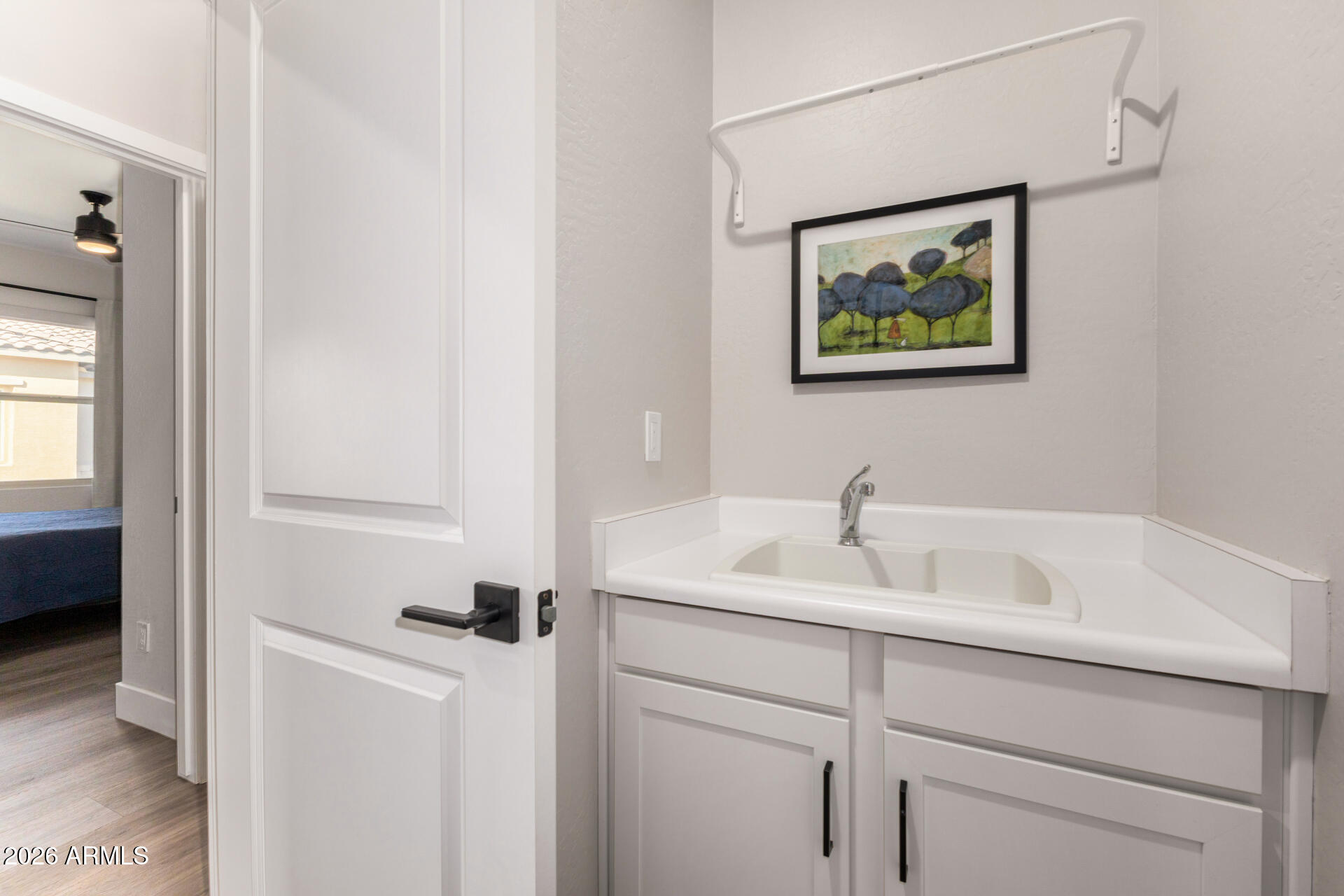 675 E GINKO Avenue 201