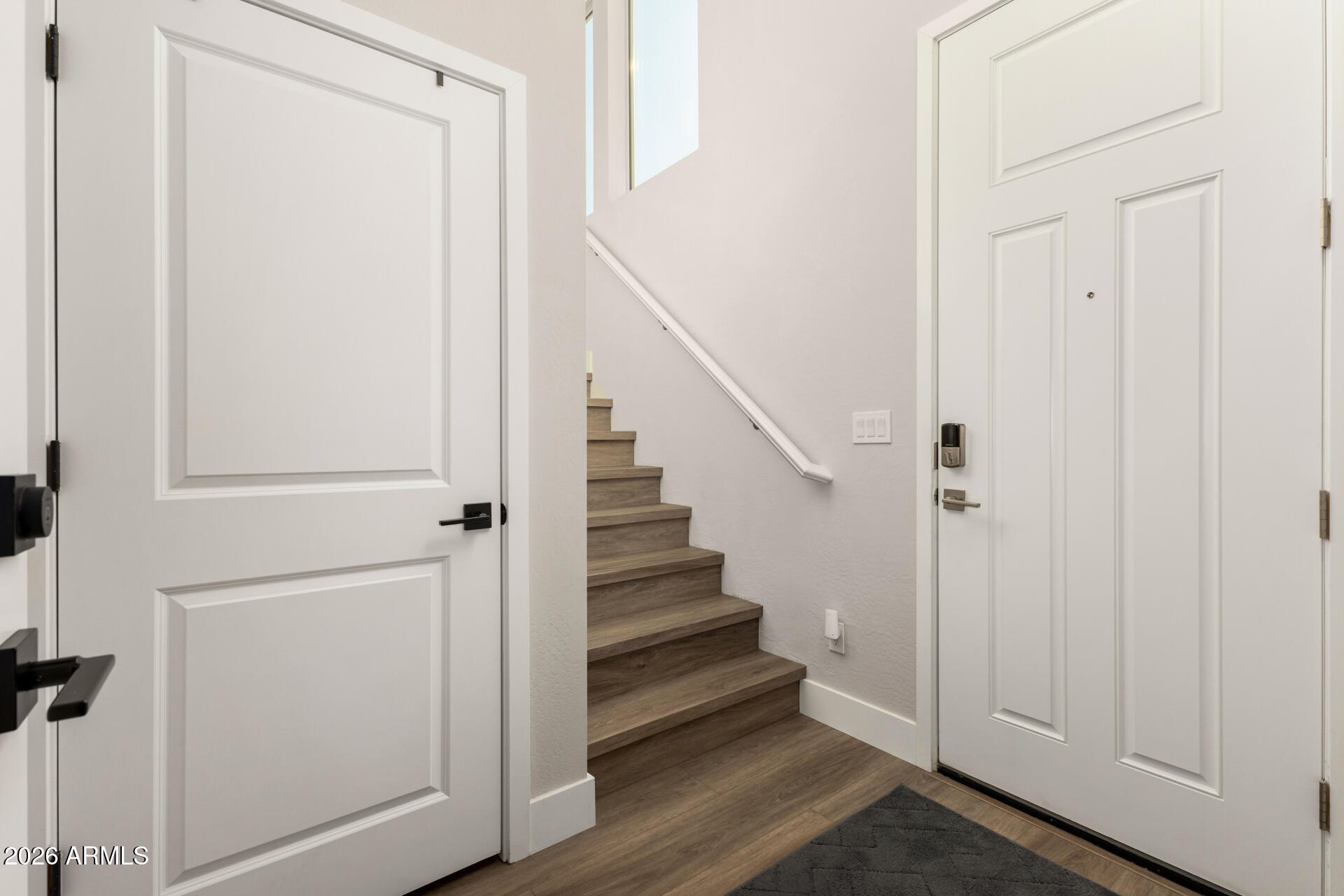 675 E GINKO Avenue 201