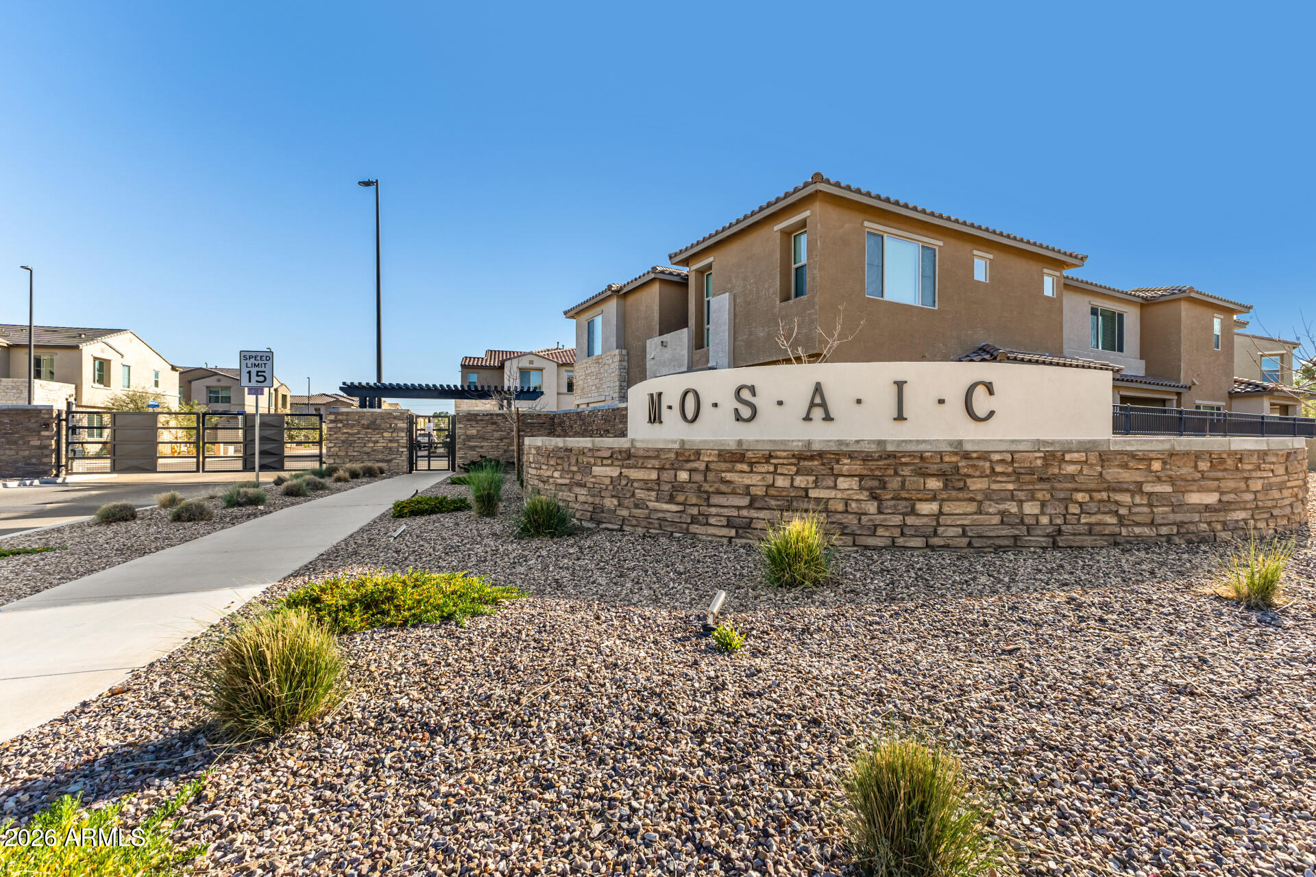 675 E GINKO Avenue 201