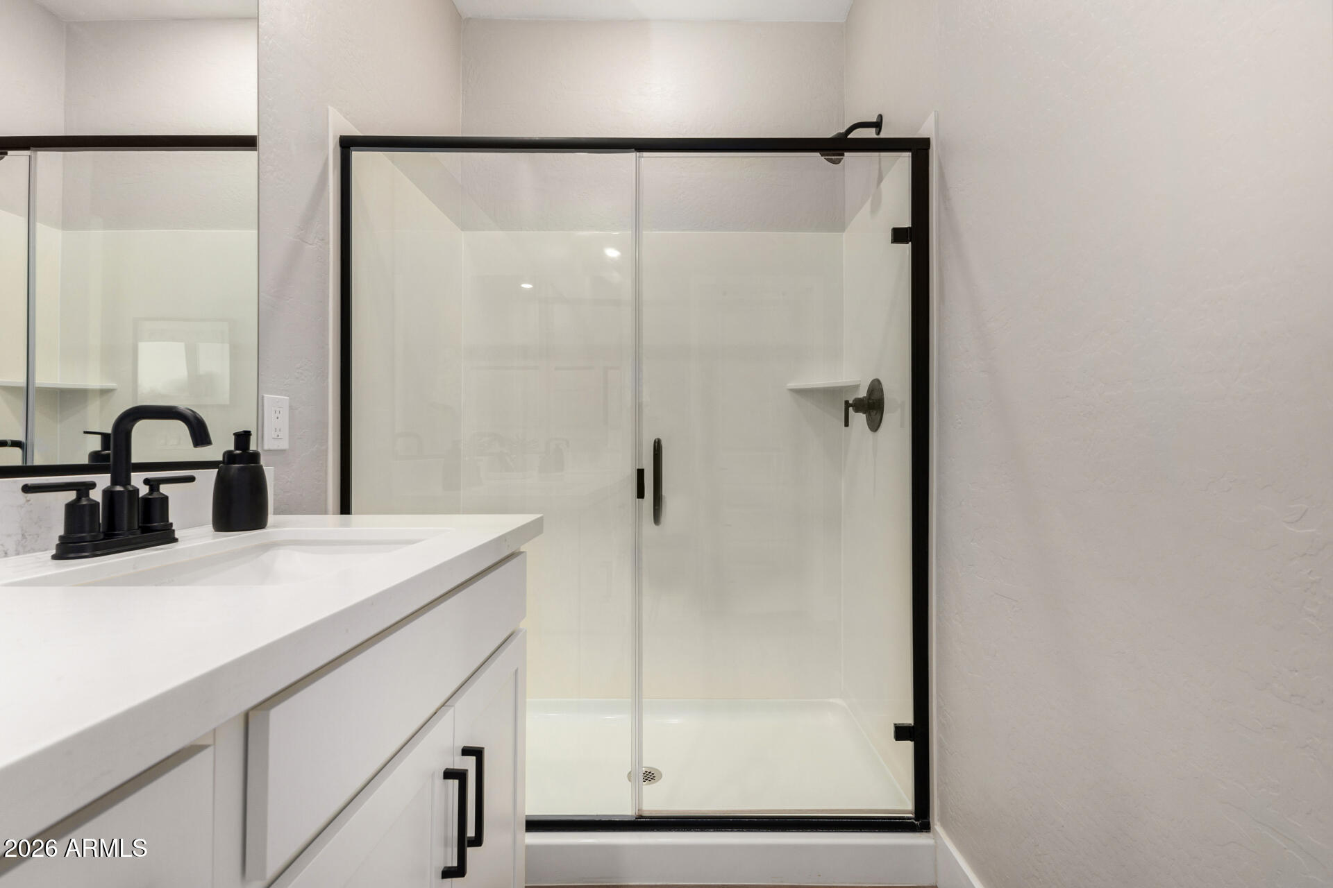 675 E GINKO Avenue 201