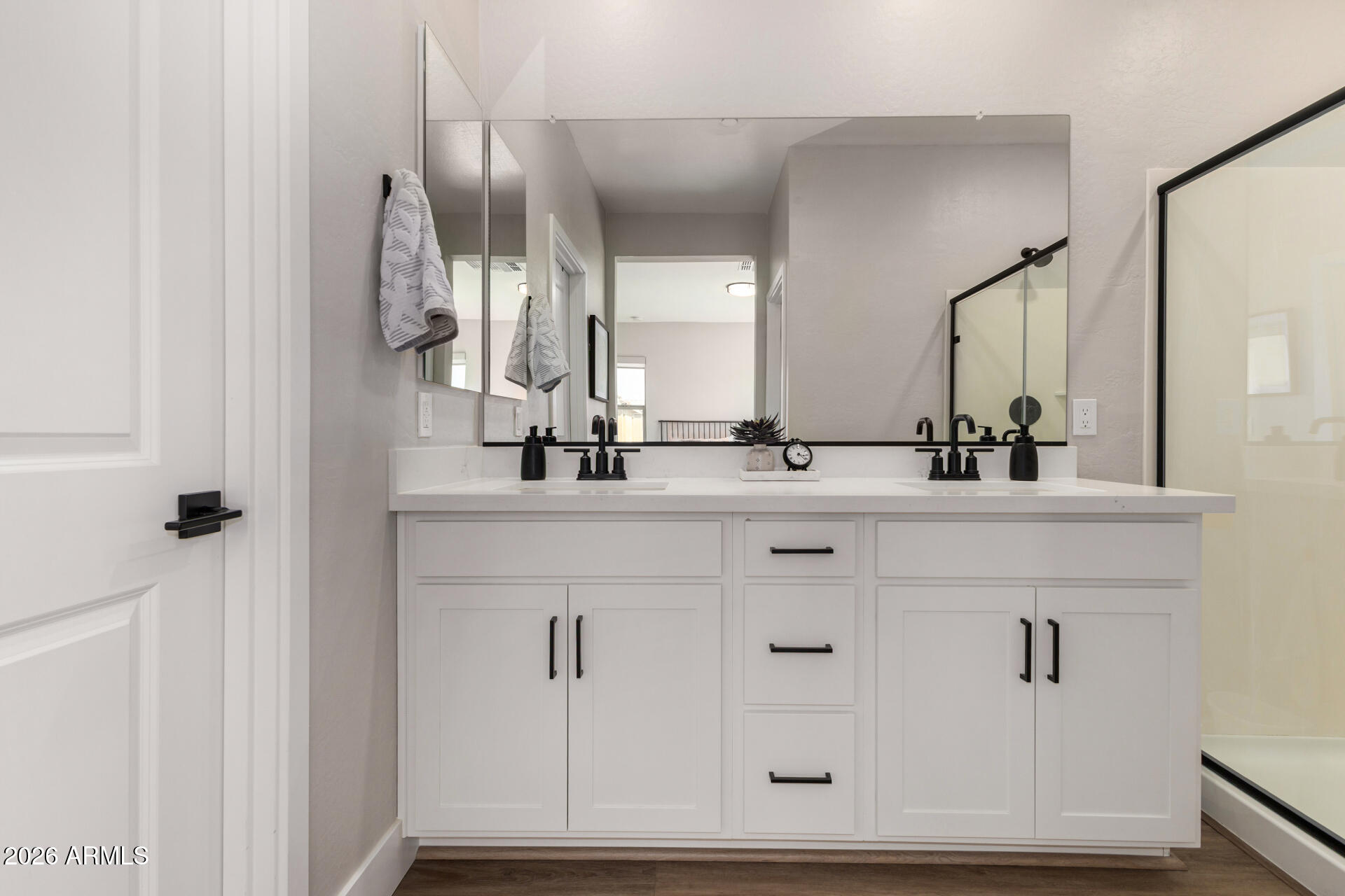 675 E GINKO Avenue 201