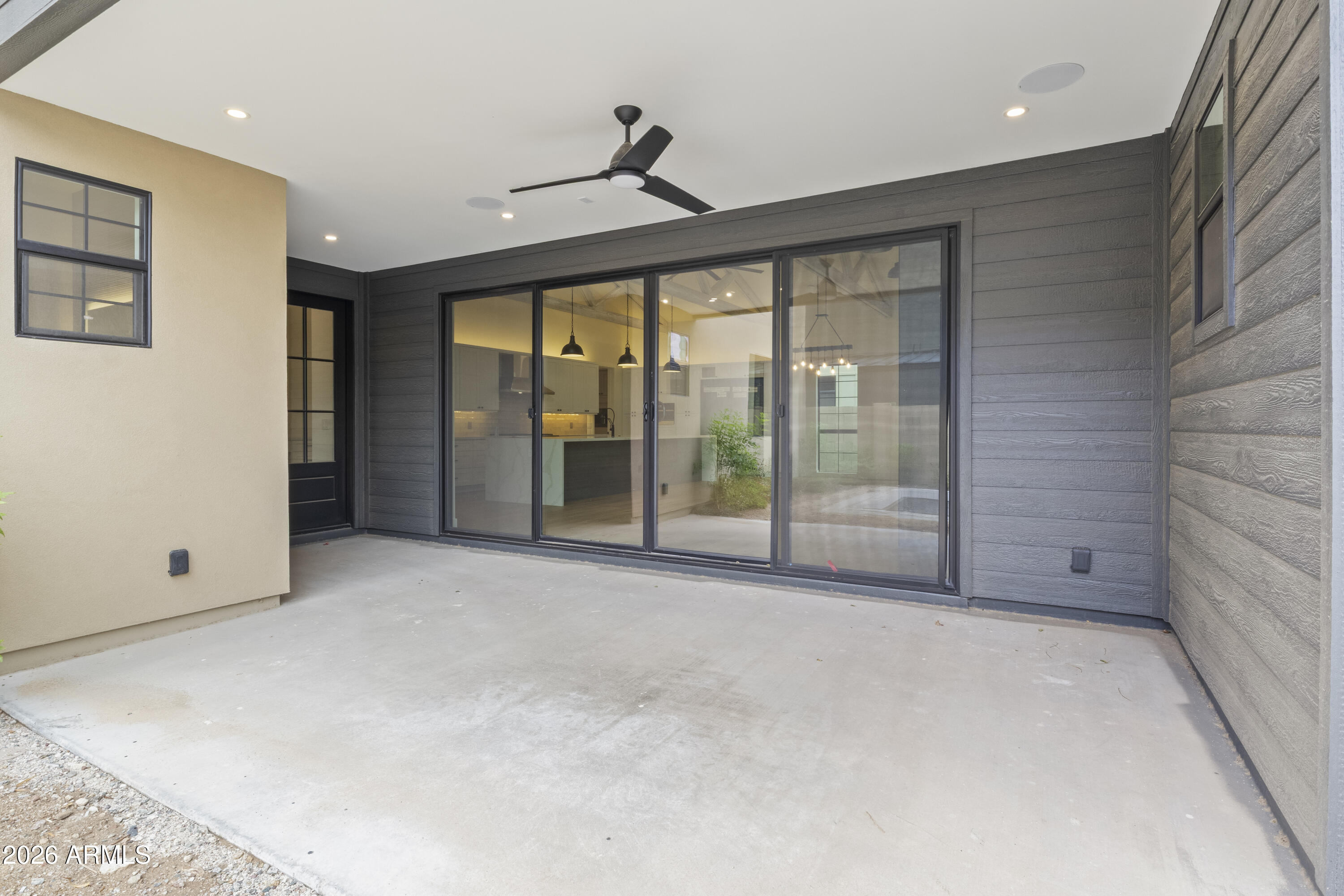 915 W ARDMORE Road 11