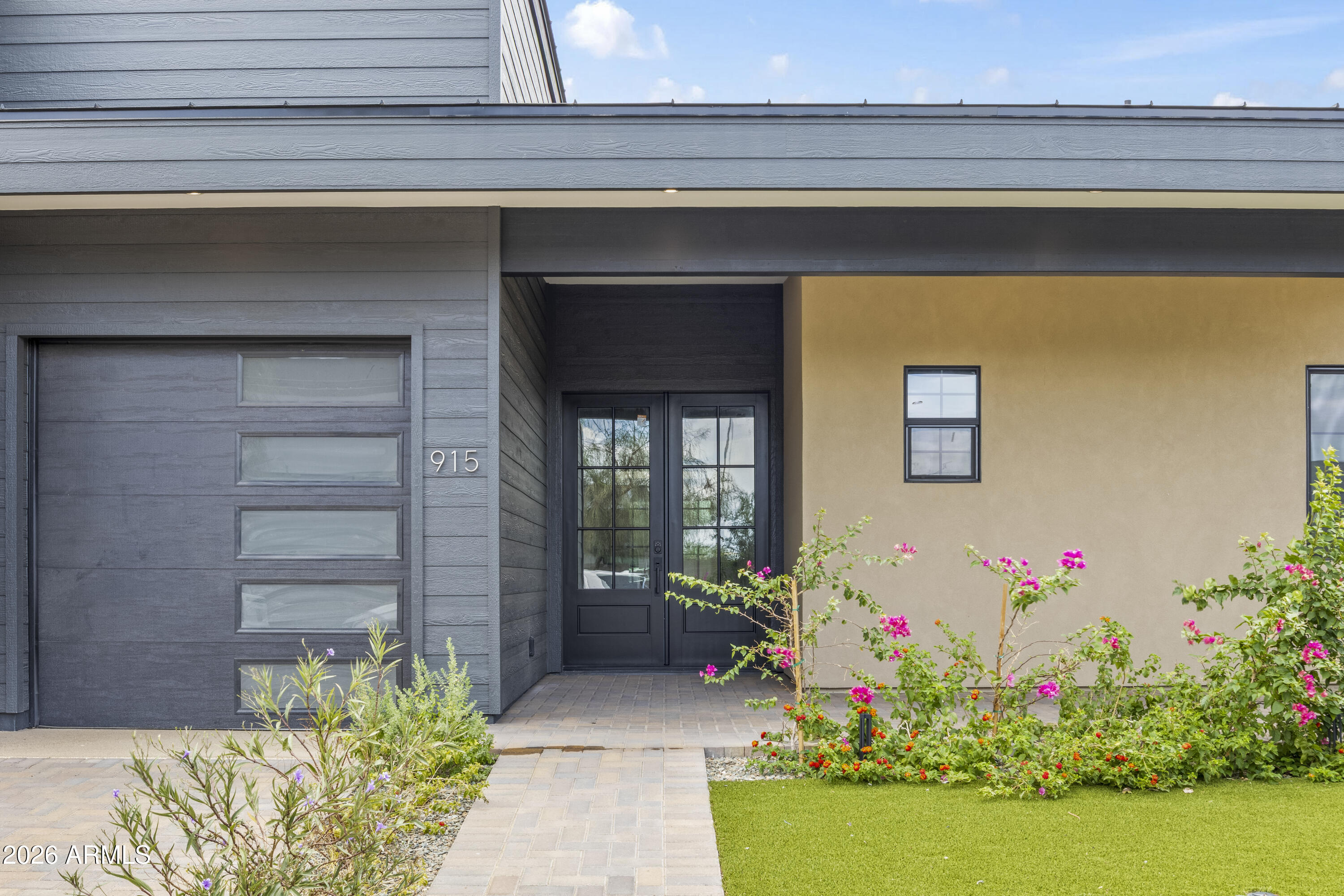 915 W ARDMORE Road 11