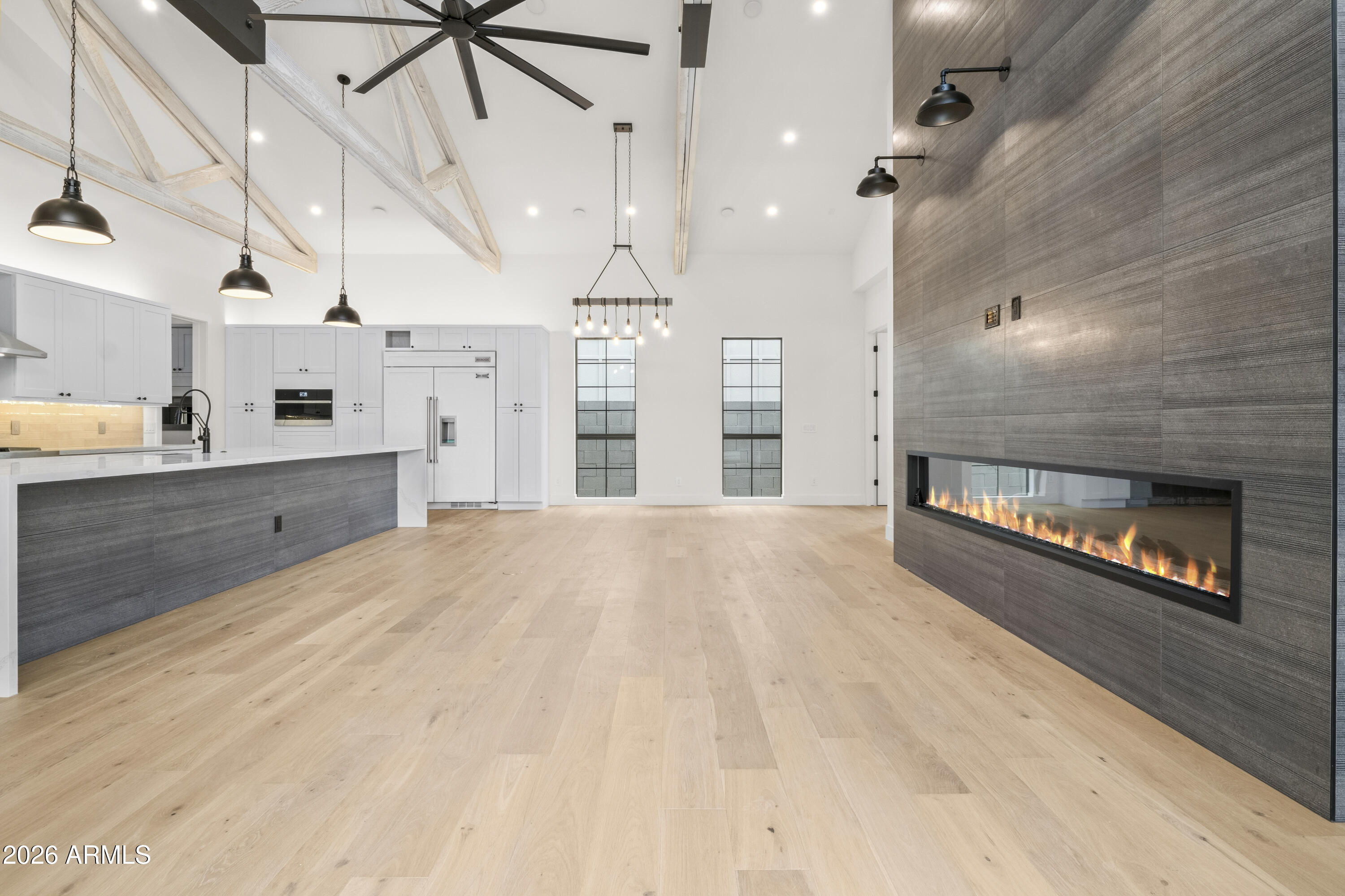 915 W ARDMORE Road 11
