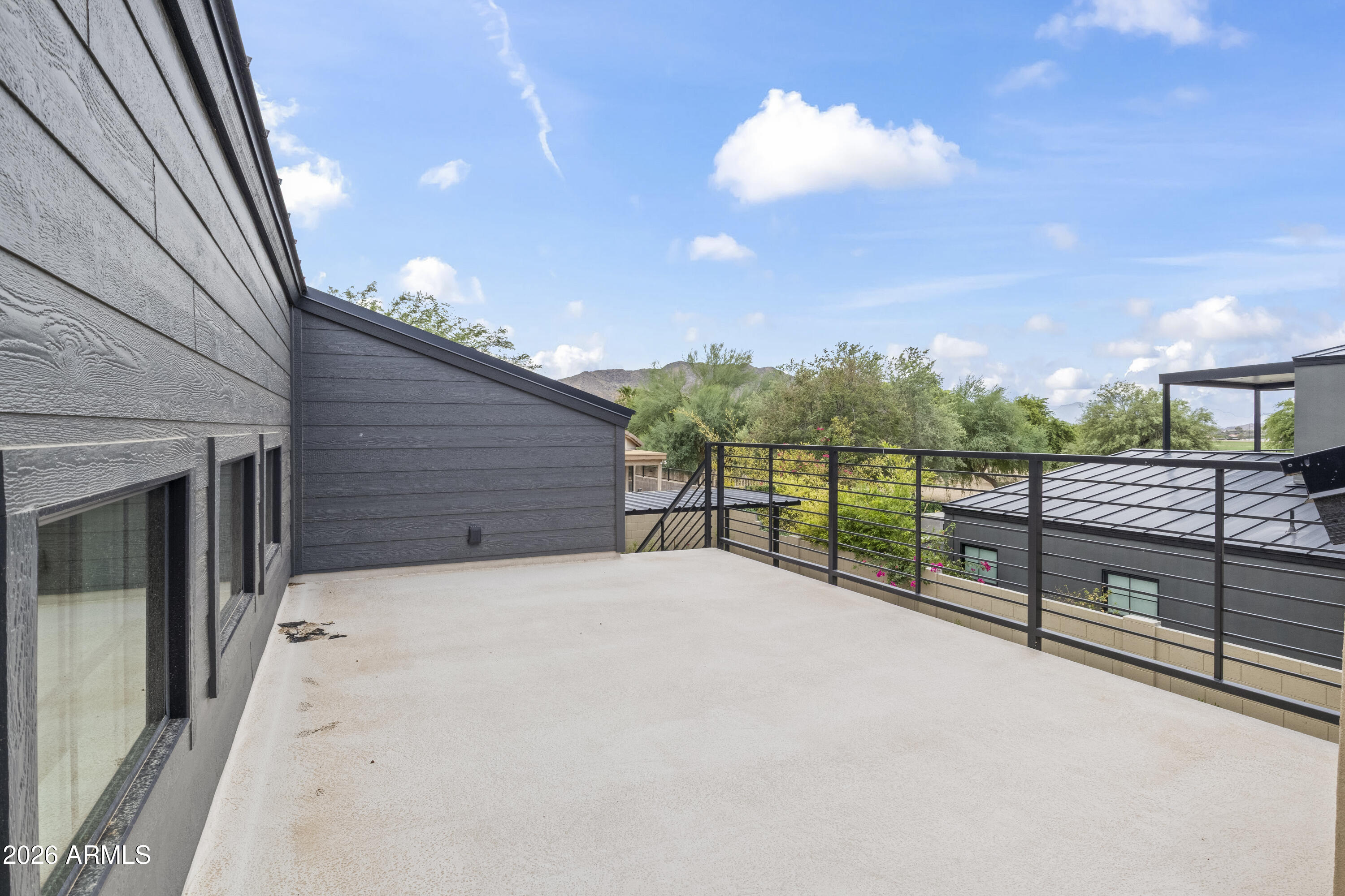 915 W ARDMORE Road 11