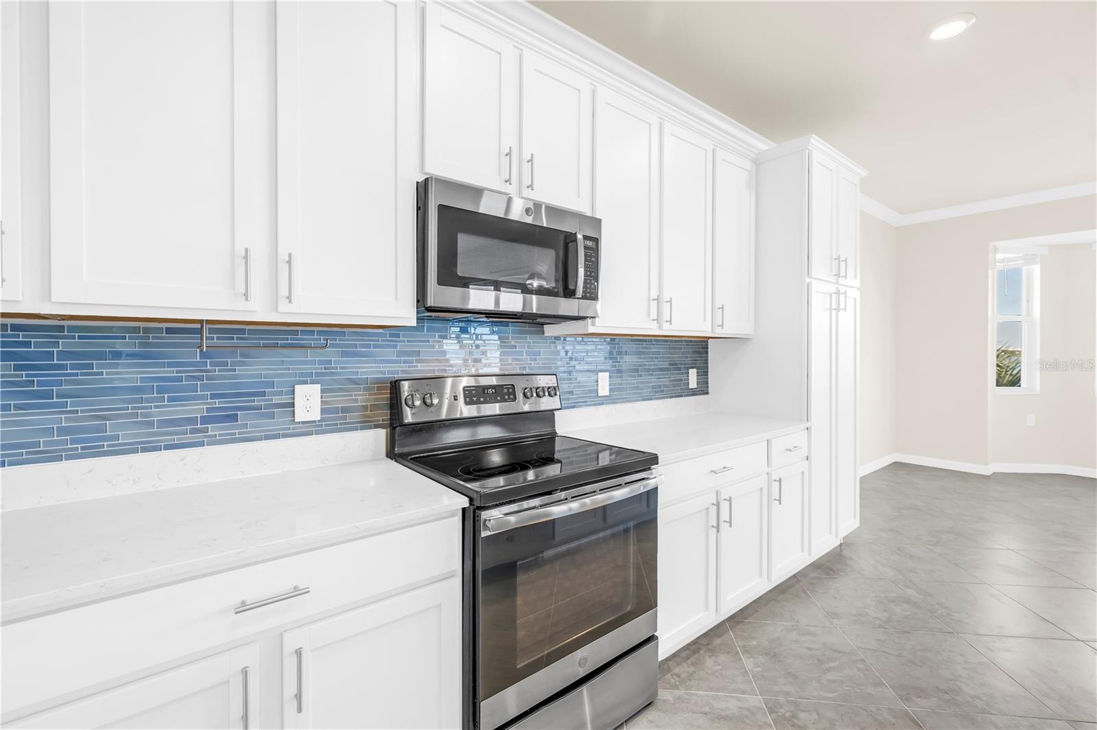 1030 TIDEWATER SHORES LOOP #405