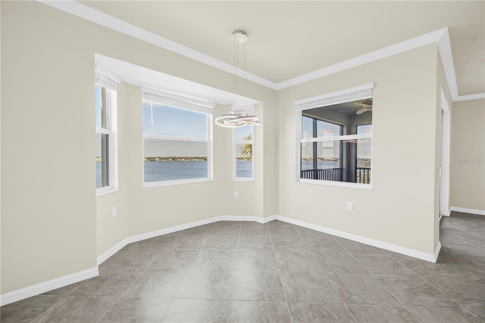 1030 TIDEWATER SHORES LOOP #405