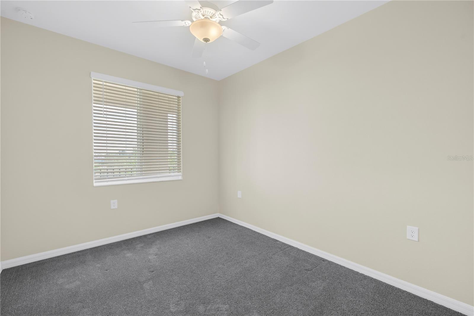 1030 TIDEWATER SHORES LOOP #405