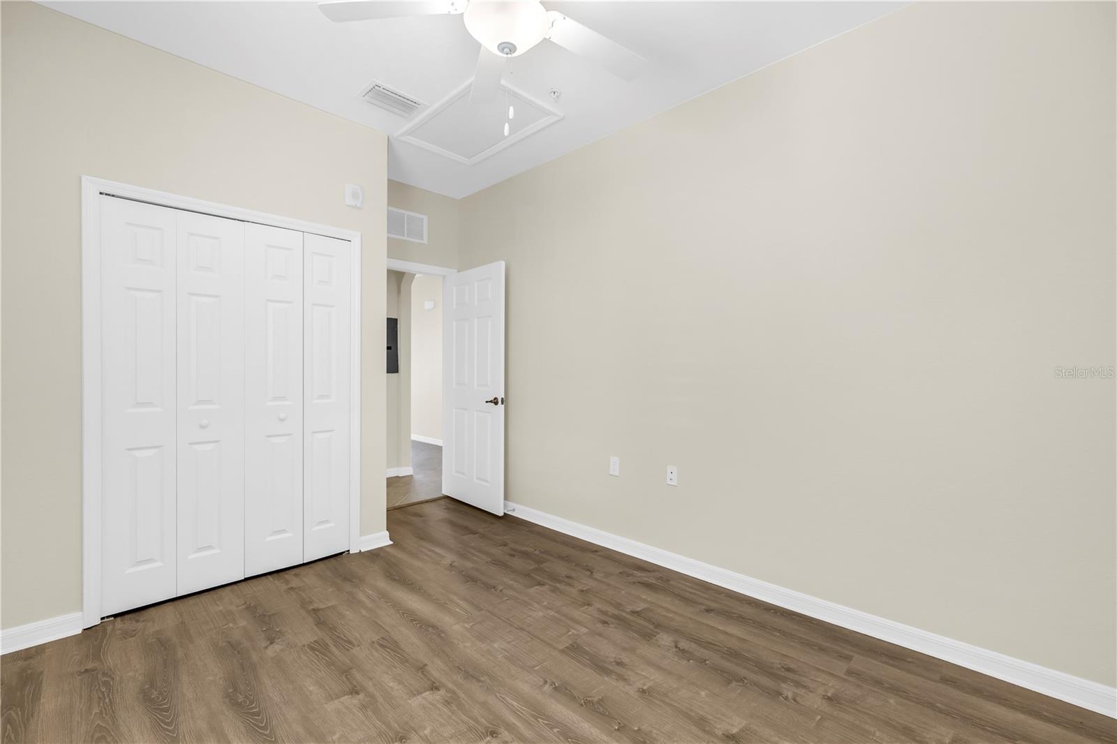 1030 TIDEWATER SHORES LOOP #406