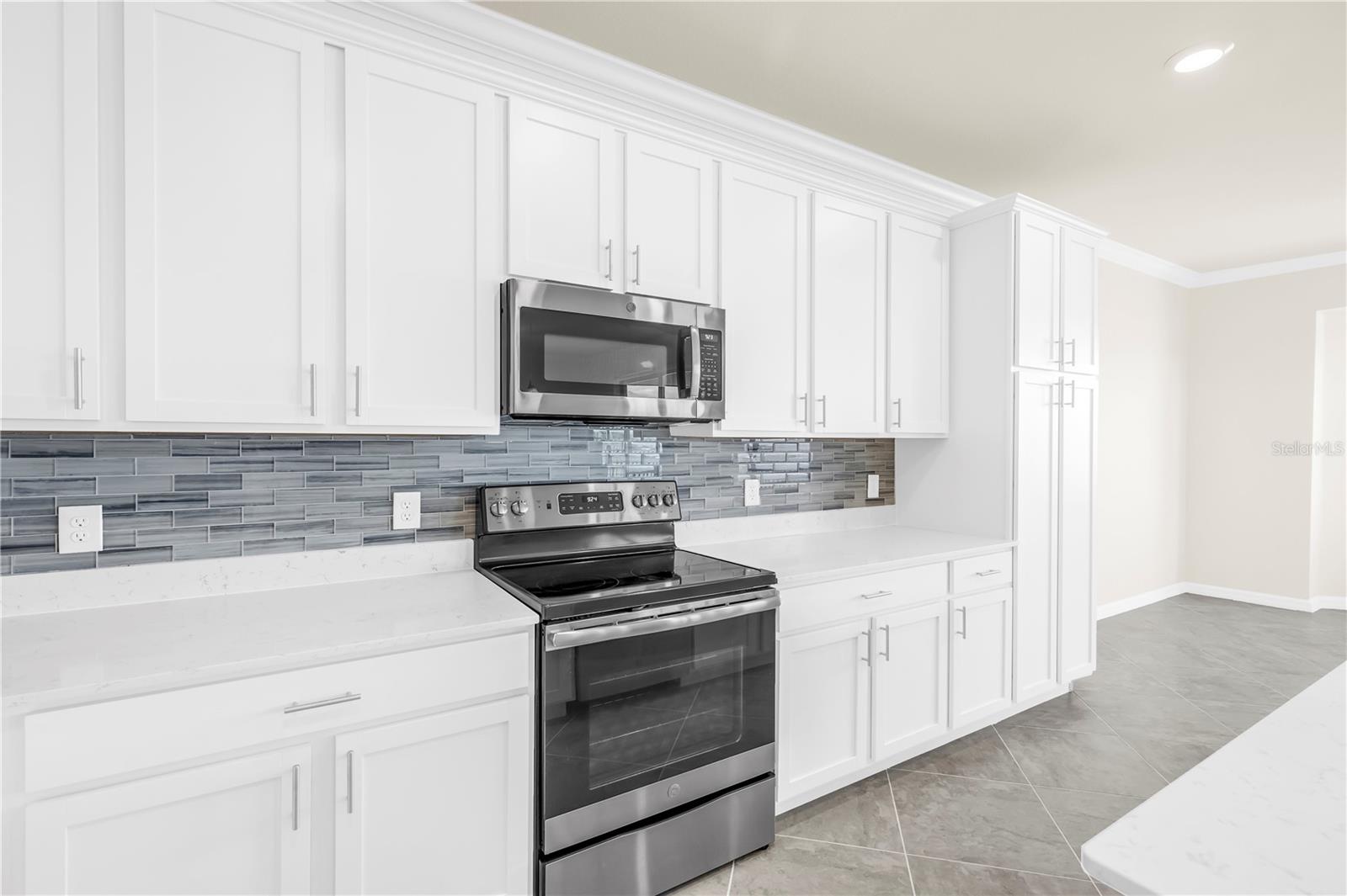 1030 TIDEWATER SHORES LOOP #406