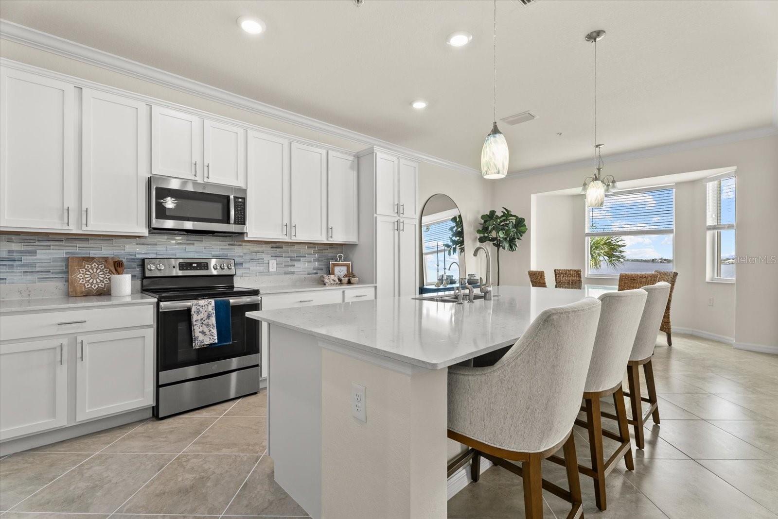 1030 TIDEWATER SHORES LOOP #406