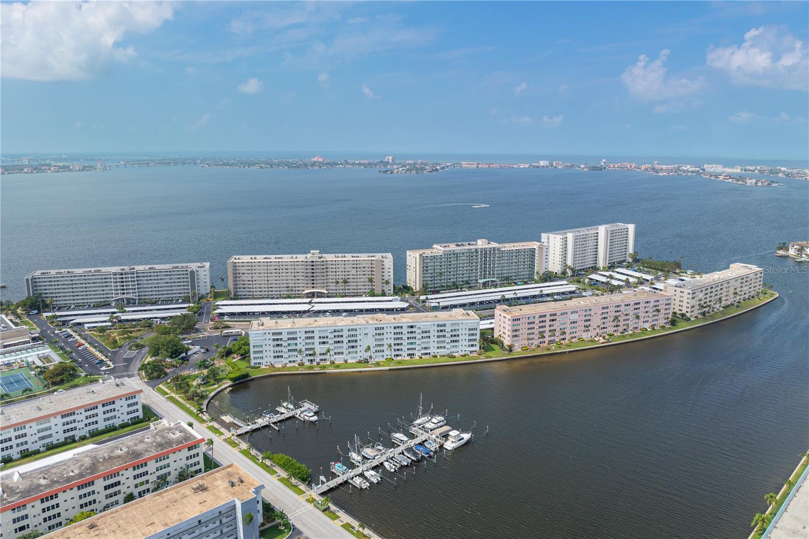 6075 SHORE BLVD S #501