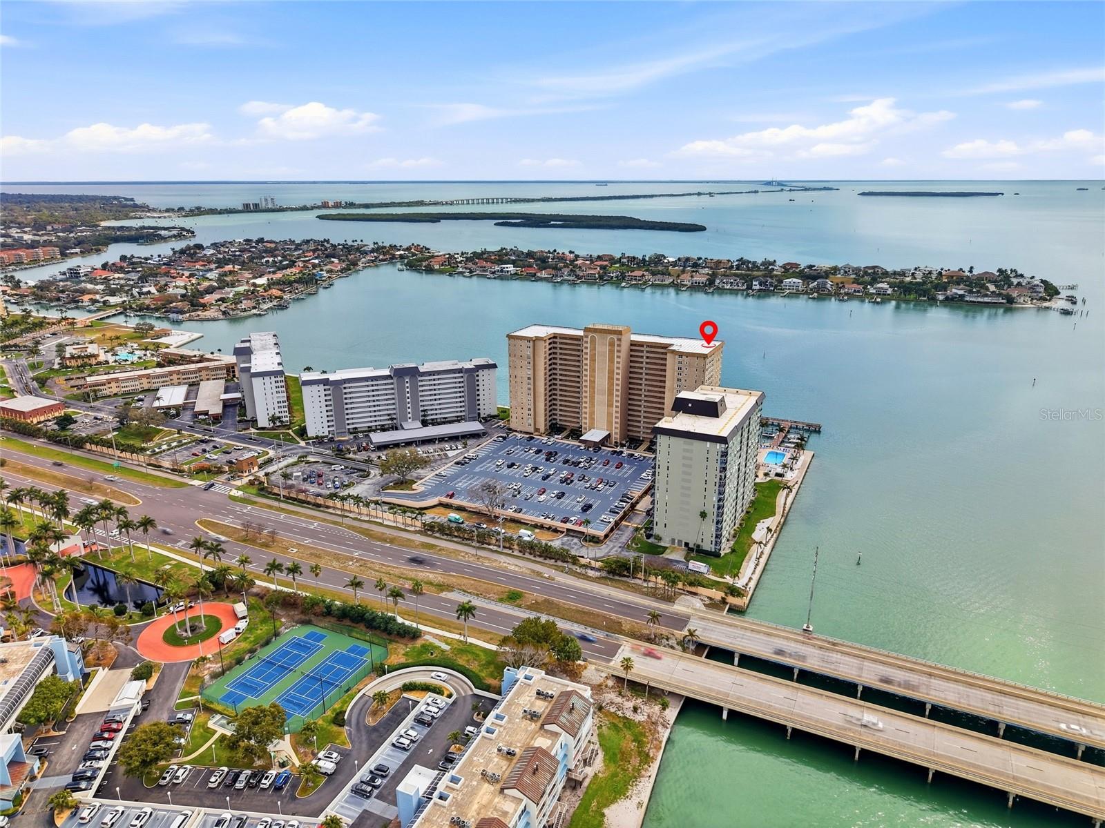 5200 BRITTANY DR S #1809