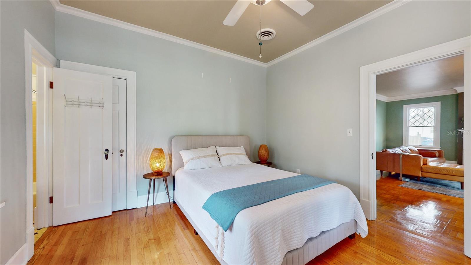 302 E CENTRAL AVE