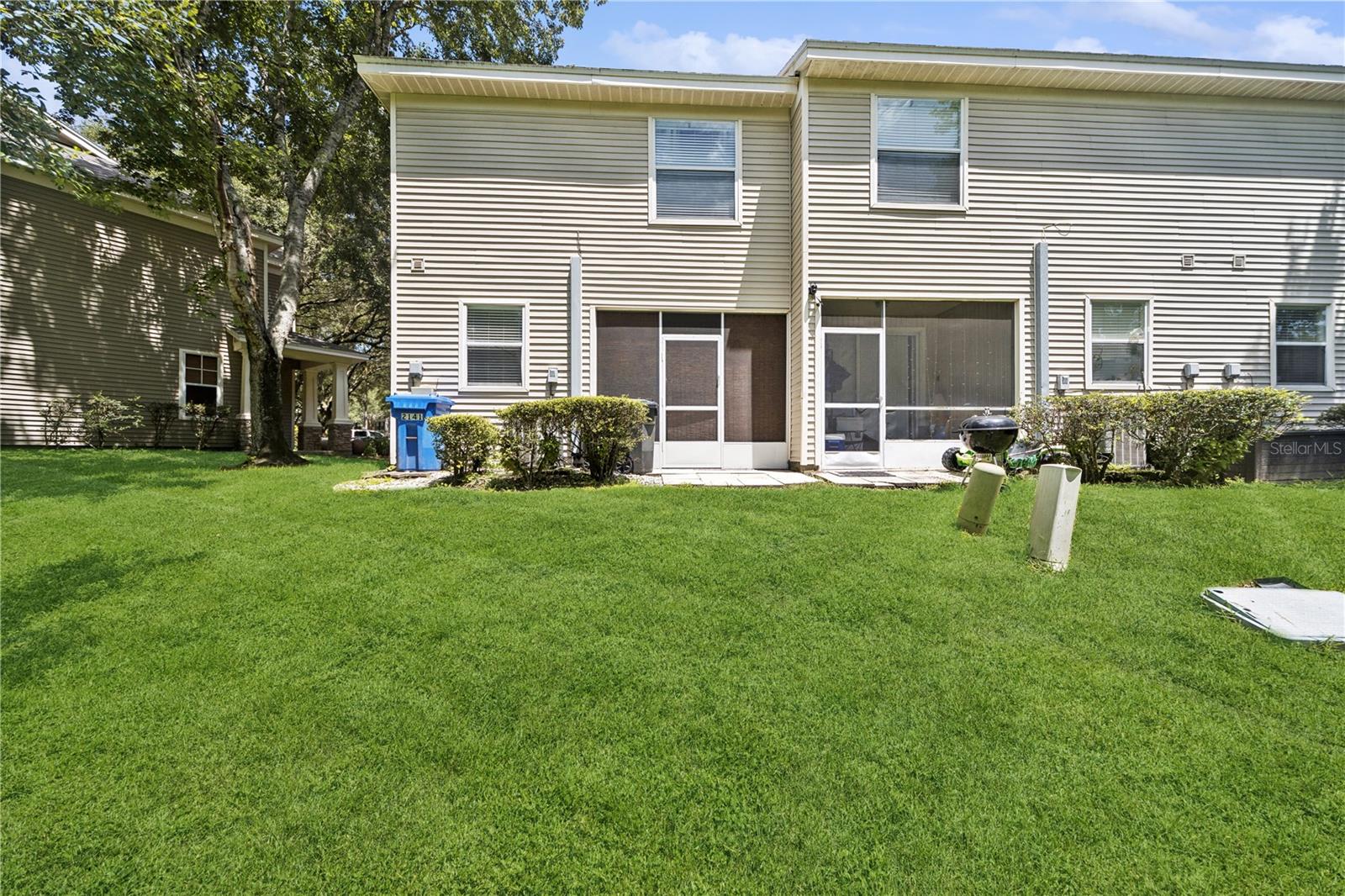 2141 GOLDEN OAK LN