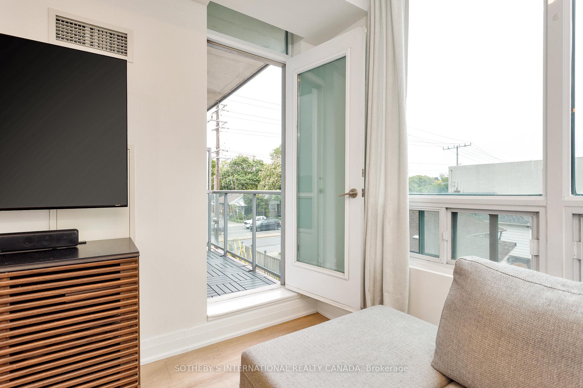 #201 - 3391 Bloor Street, Toronto Unit: 201