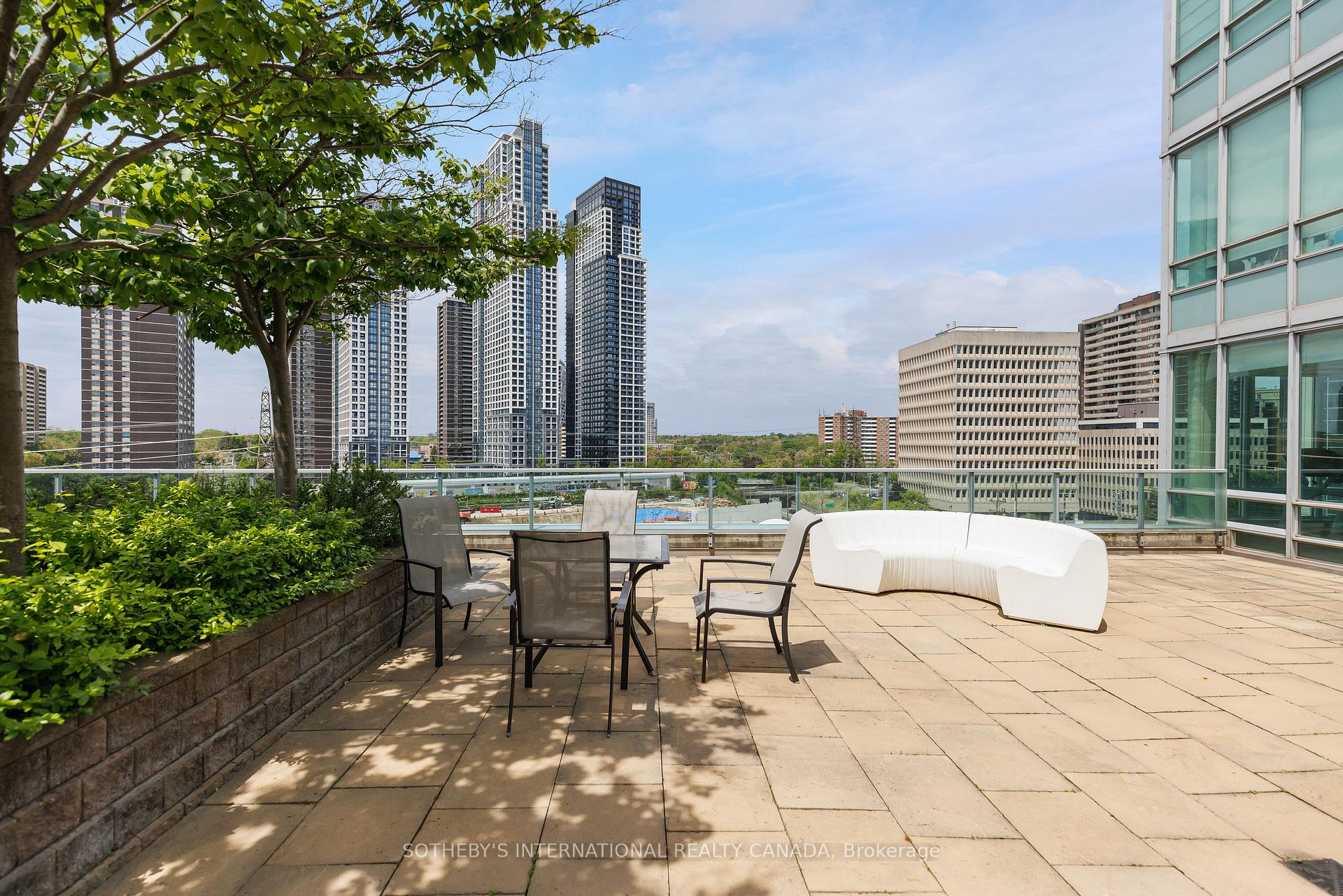 #201 - 3391 Bloor Street, Toronto Unit: 201