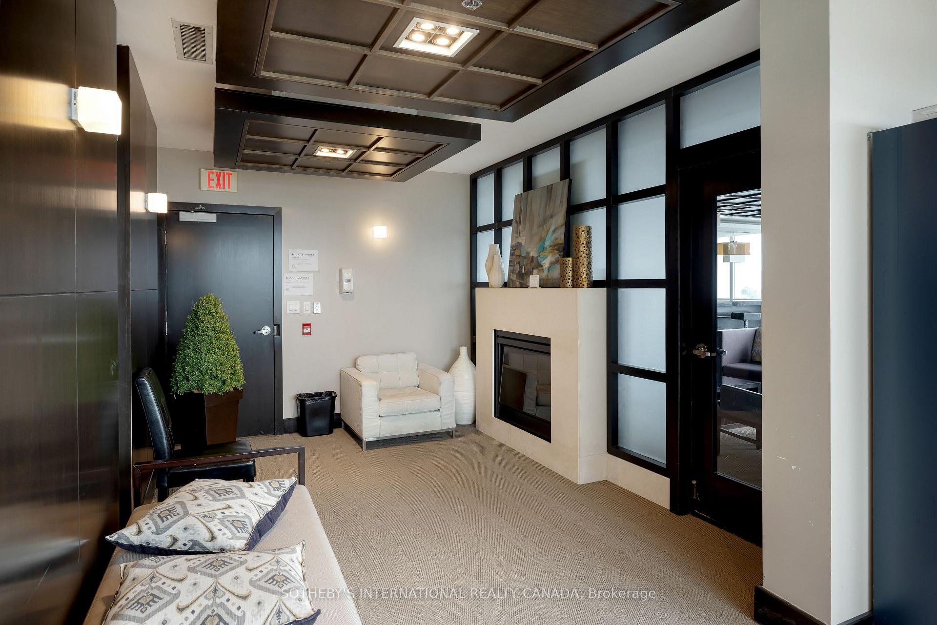 #201 - 3391 Bloor Street, Toronto Unit: 201