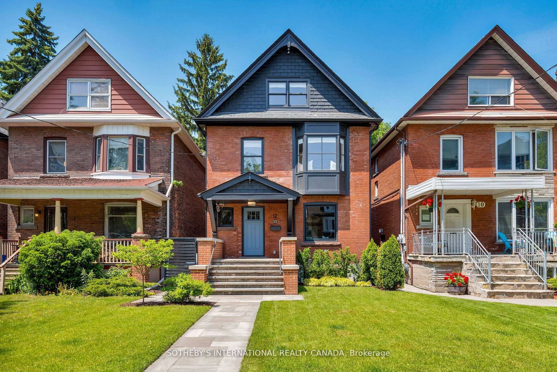 12 Hewitt Avenue, Toronto W01
