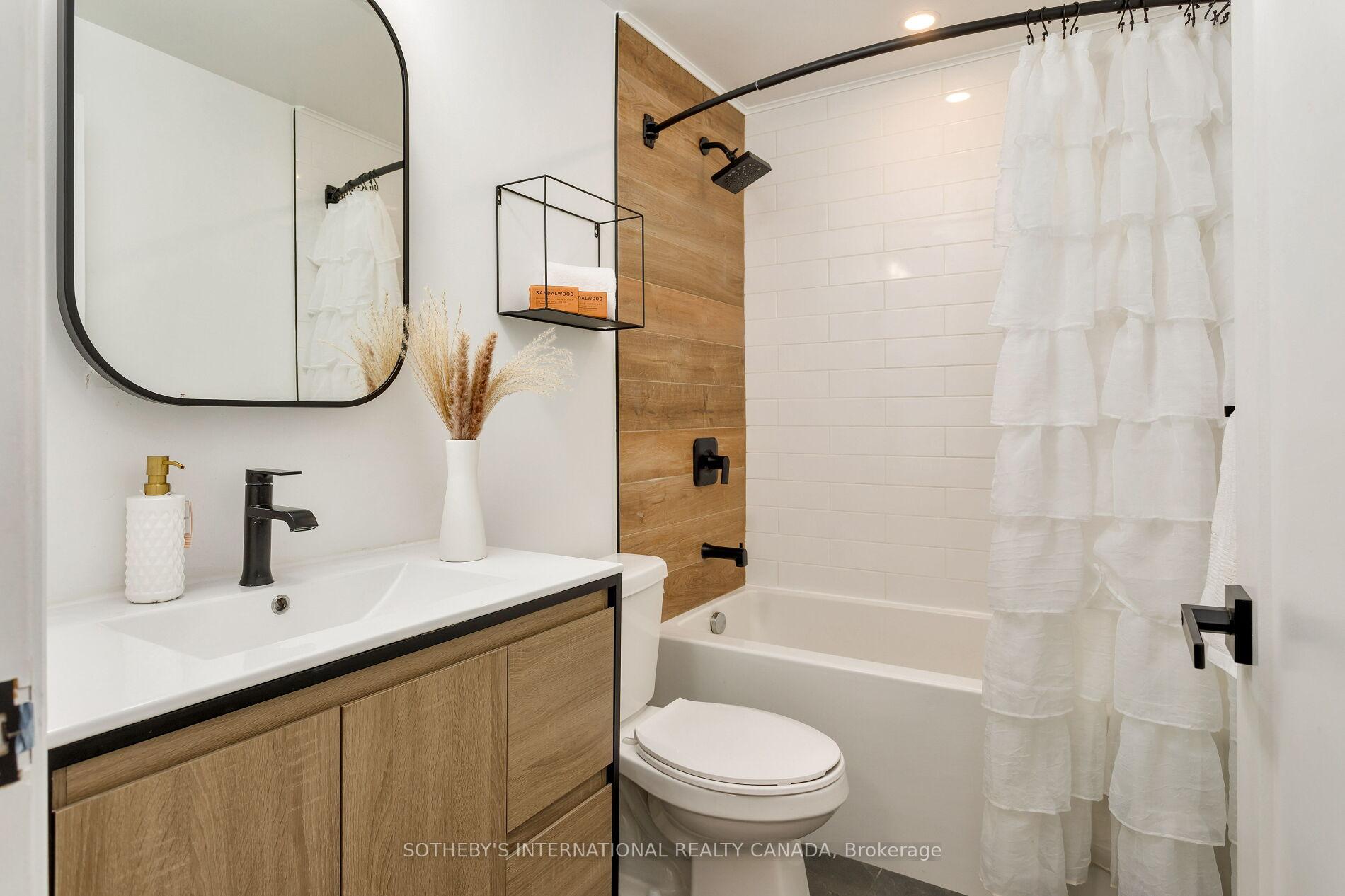 3391 Bloor Street W 201