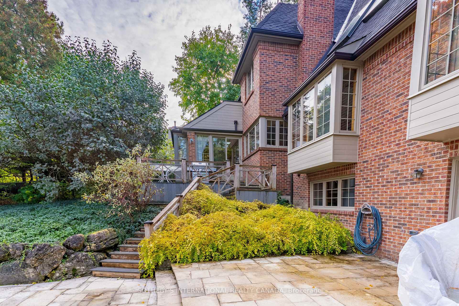 4207 Bridlepath Trail